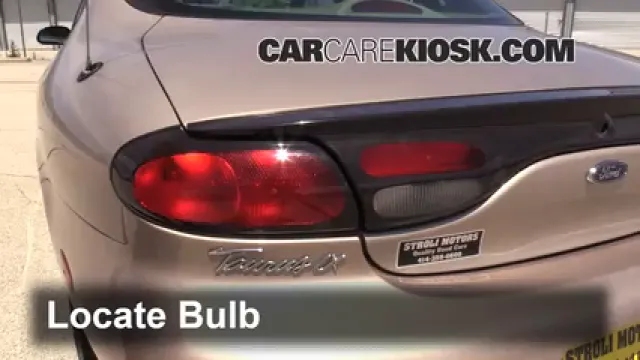 1999 Ford Taurus LX 3.0L V6 Lights Tail Light (replace bulb)